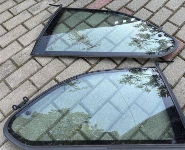 Elad� els� jobb bal �veg �s pillang� ablak�veg BMW E36 Compact -hoz