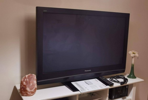 Eladó első kézből hibátlan Panasonic Viera TH-42PV9PA 720p-s plazma TV