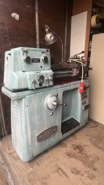 Elad� emu 200 eszterga