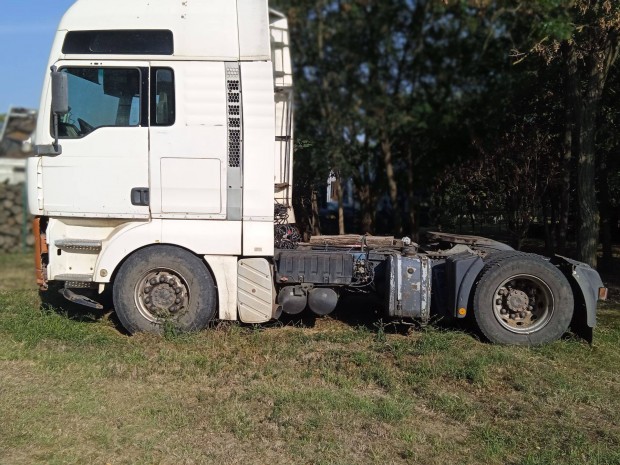 Elado enyhn srlt MAN Tga nyerges