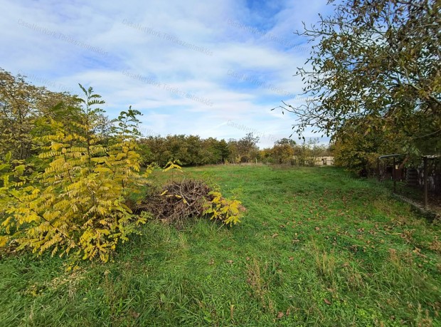 Elad� �p�t�si telek Kengyelen!