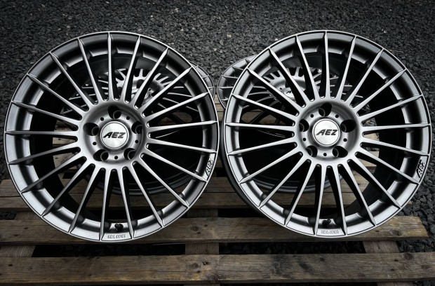 Eladó eredeti Aez Valencia R18 - 5x112 alufelni