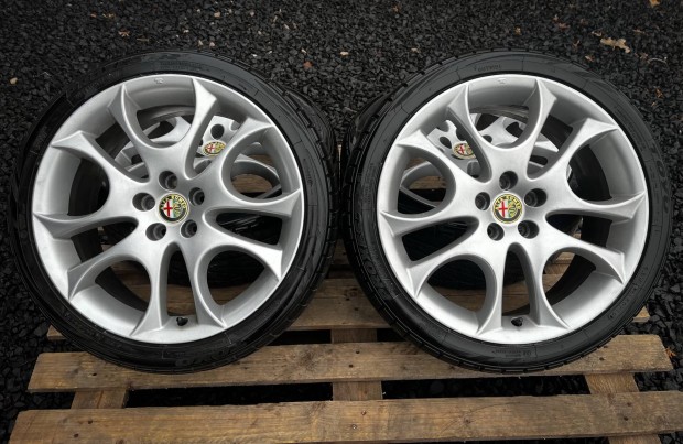 Elad eredeti Alfa Romeo Blackline R17 - 5x98 alufelni