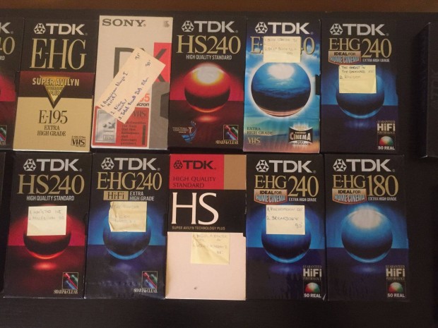 Eladó eredeti CD, sok VHS Videokazetta olcsón