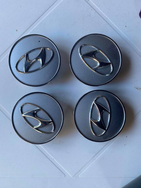 Eladó eredeti Hyundai felnikupakok
