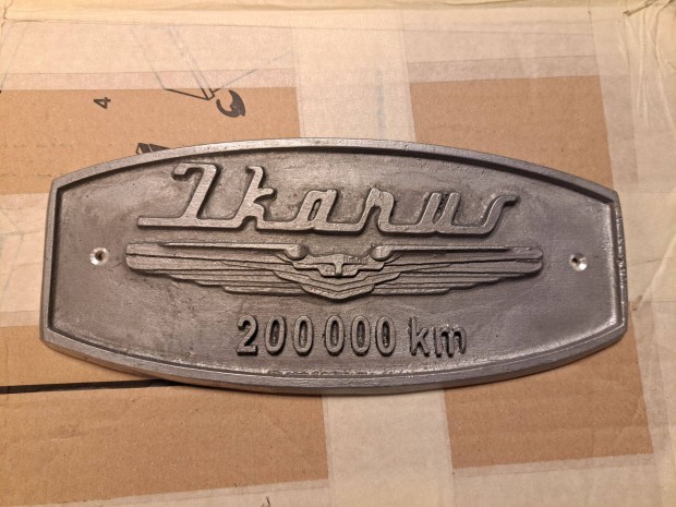 Elad� eredeti Ikarus 200000 Km-es eml�kt�bla t�bla