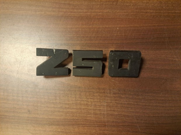 Elad� eredeti Ikarus 250 Z50 felirat t�pusjelz�s logo