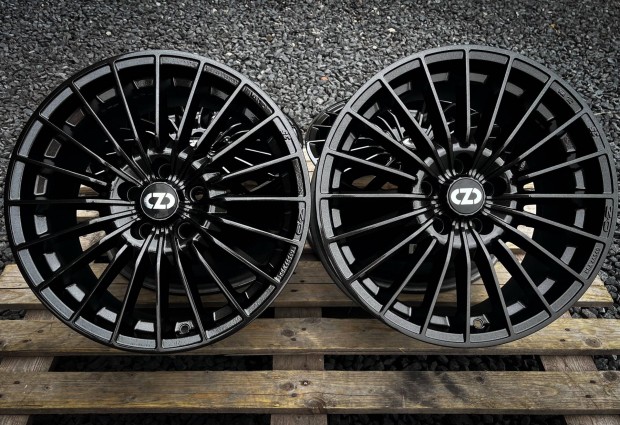 Eladó eredeti OZ 35 Black Edition R17 - 5x108 alufelni