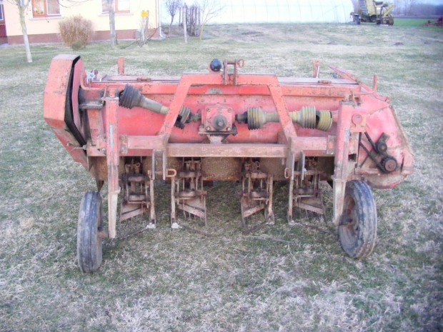 Elad fejezs szrzz Unsia Raecord