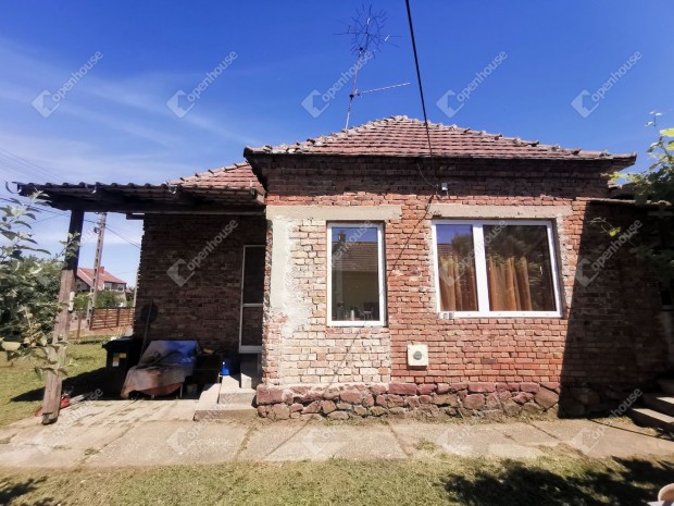 Elad� fel�j�tand� csal�di h�z P�l�skef�n!