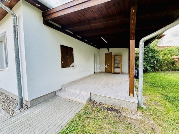 Eladó felújított 3 szobás ház, Maglód