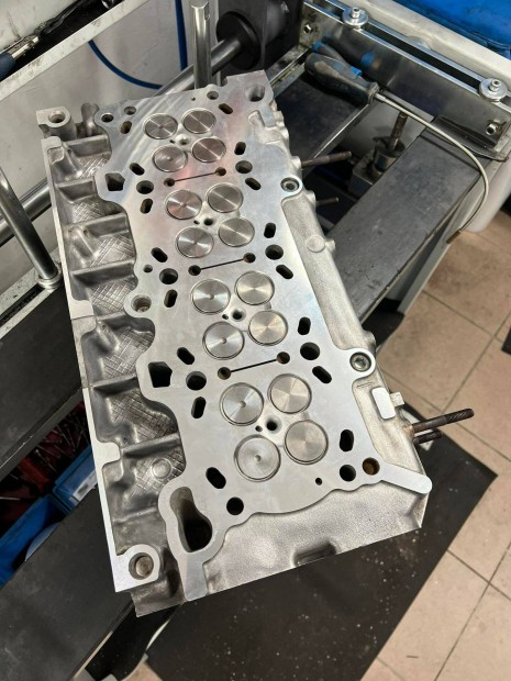 Eladó felújított Fiat Ducato 2.3 hengerfej
