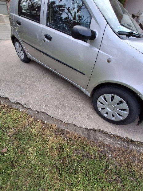 Elad fiat punto 1, 2-es 16V
