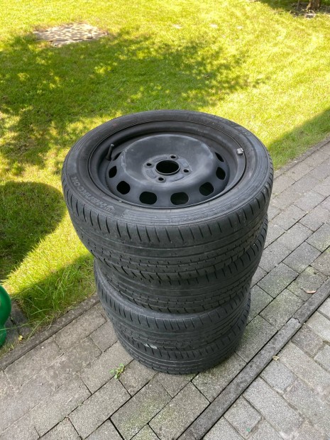 Eladó ford fiesta 4x108 r15 felni garnitúra