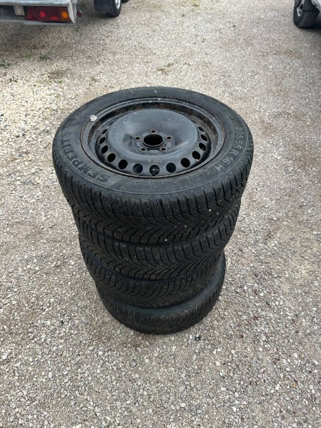 Eladó ford focus 5x108 r16 felni garnitúra