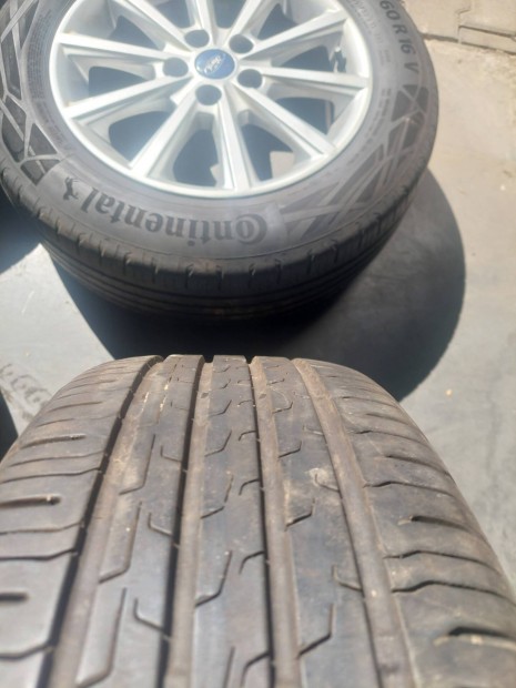 Eladó ford focus nyári szett alufelnin