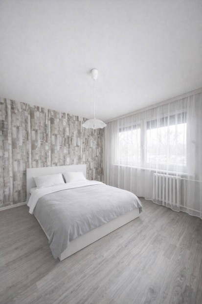 Elad� frissen fel�j�tott lak�s Oroszl�nyon