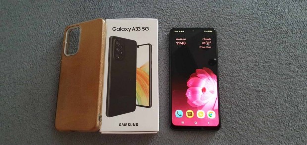 Elad fggetlen Samsung A33 5G mobilt telefon.