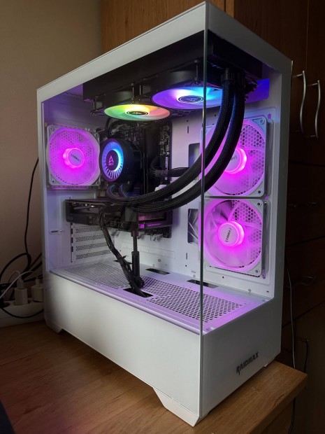Elad gamer PC (i5 14400f, 4060ti dual,32gb)