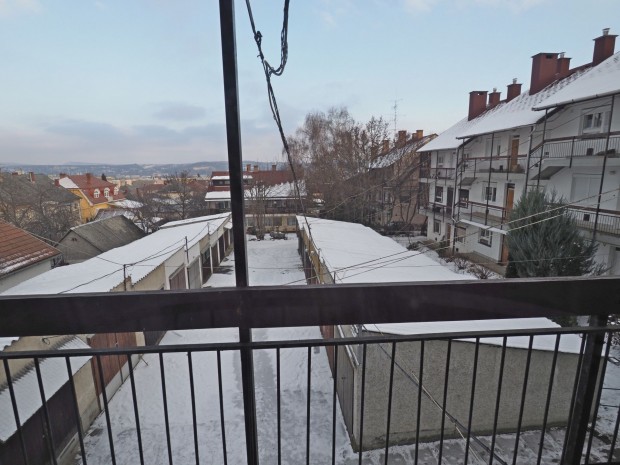 Elad garzs, Eger