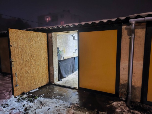 Elad� gar�zs - Haszkov� lak�telep