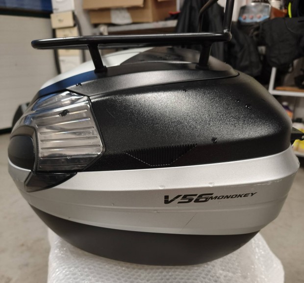 Eladó givi v56 motoros topcase
