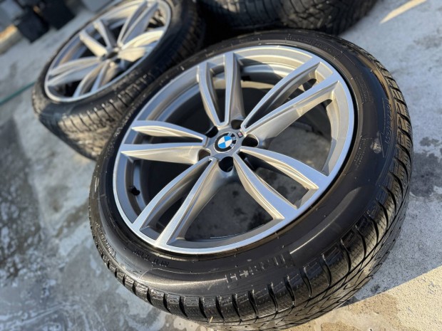 Eladó gyári 19" BMW újszerű alufelni garnitúra G-széria 5x112.