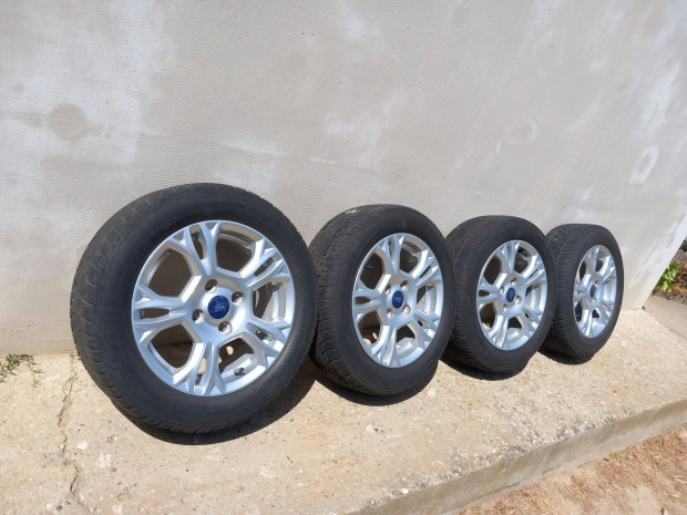 Eladó gyári Ford alufelni 4x108 15"
