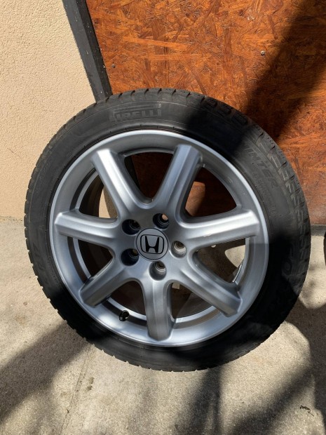 Eladó gyári Honda Enkei alufelni! Pirelli sottozero gumikkal!