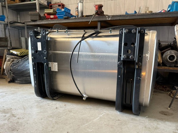 Elad gyri MAN 580l. tank