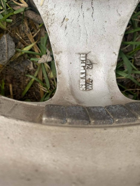 Elad gyri Opel felnik 