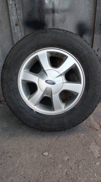 Elad gyri ford 14" alufelni 2 db gumival