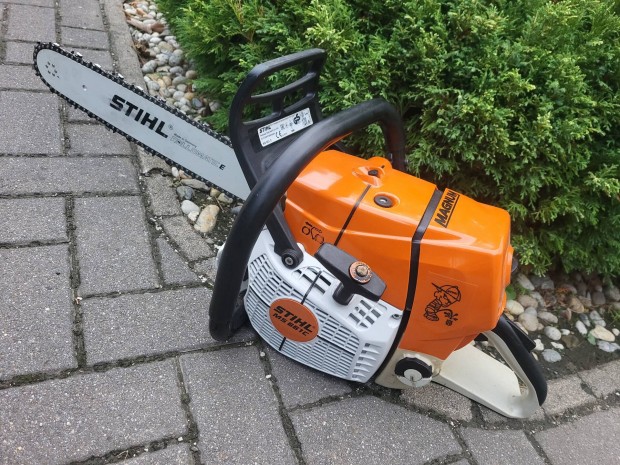 Elad gyri motorral egy bivaly ers stihl ms 661 cm frsz!