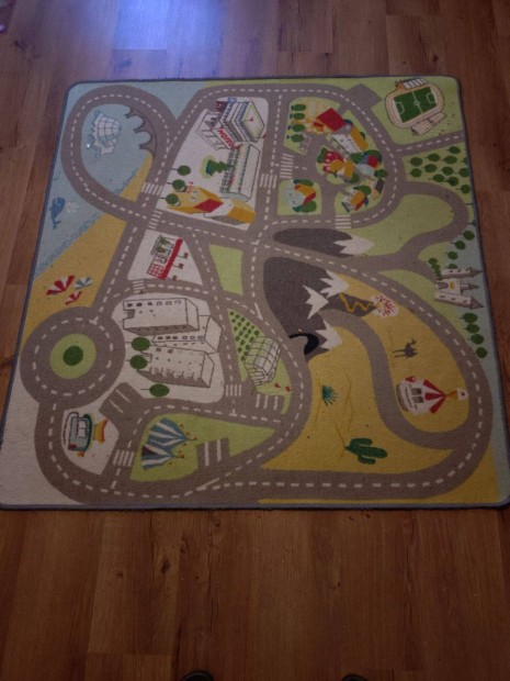 Elad� gyermek sz�nyegek