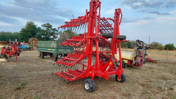 Eladó gyomfésű Einböck Aerostar 1200