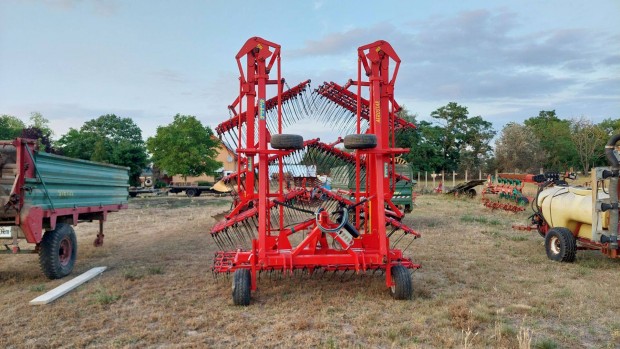 Elad gyomfs Einbck Aerostar 1200
