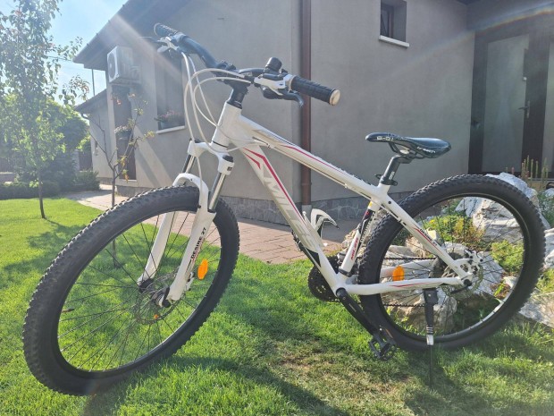 Elad gynyr Miles Desire 27 (27,5") bicikli olajos trcsafkkel