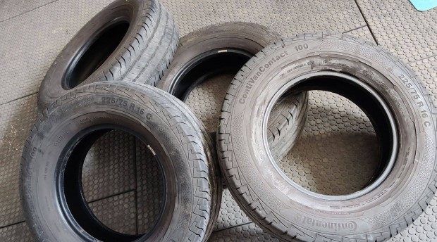 Elad� haszn�lt 225/75 R16C Continental Contivancontact 100 118/116R