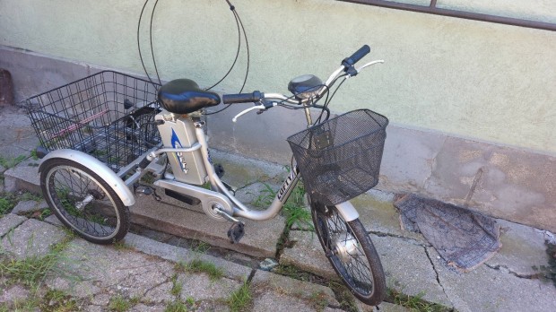 Elad hasznlt 3 kerek elektromos bicikli.