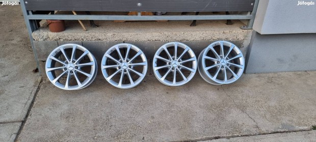 Eladó használt 5x112 17" gyári Mercedes alufelni garnitúra