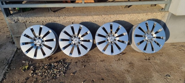 Elad hasznlt 5x112 17" gyri Mercedes alufelni garnitra.