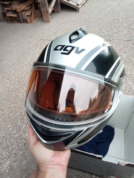 Eladó használt AGV Daytona felnyitható S-es bukósisak
