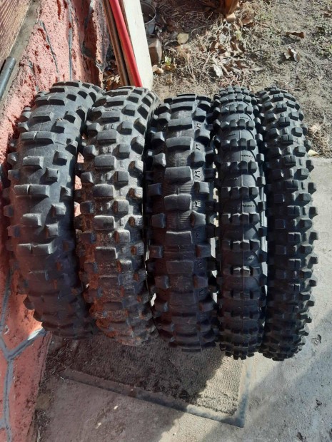 Eladó használt Cross gumi 18-21 méretben