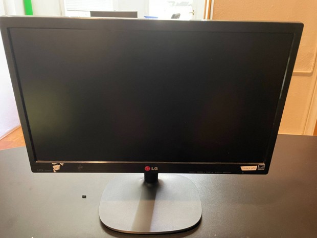 Eladó használt LG monitor