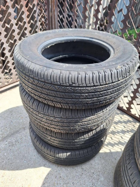 Elad hasznlt Michelin autgumik!! 215/70 R16