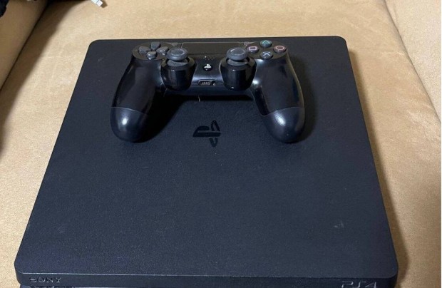 Elad hasznlt Playstation 4 Slim 500Gb