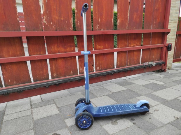 Eladó használt gyerek roller