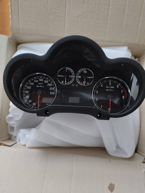 Elad hasznlt mkd Alfa Romeo 147 benzines racsoport 156056629