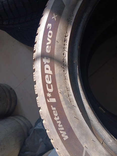 Eladó használt téligumi