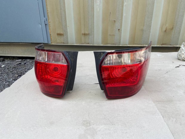 Eladó hátsó lámpák 2 db VW Golf 6 Combi (20092012)